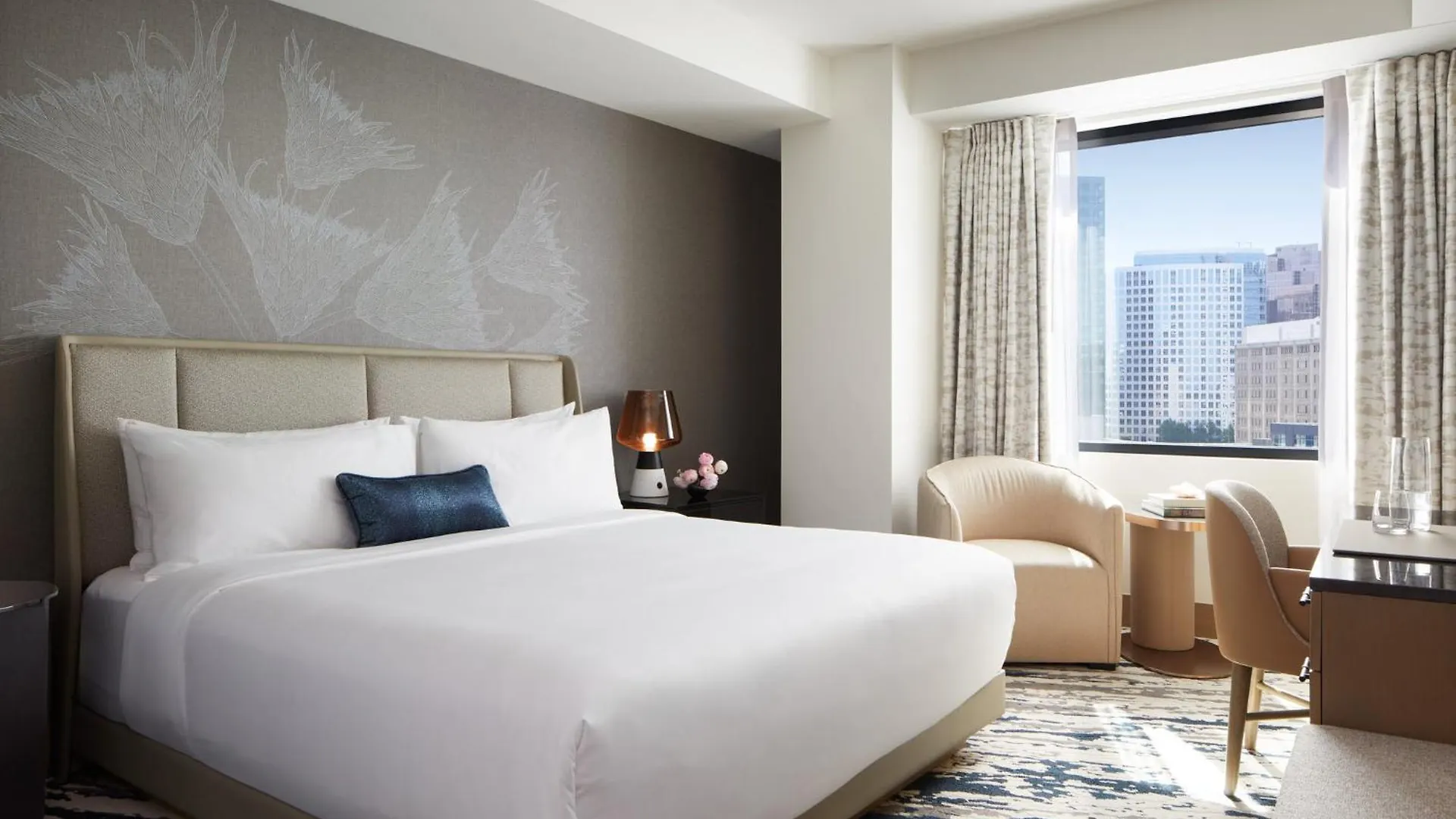 Intercontinental Seattle Bellevue, By Ihg Hotel